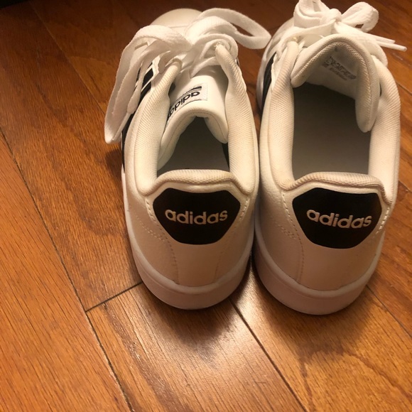 Adidas Cloud Foam size 7.5 women’s - Picture 4 of 5